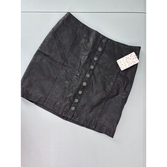 Free People women's 8 black faux leather snap front mini skirt a-line‎ NWT - Picture 1 of 9